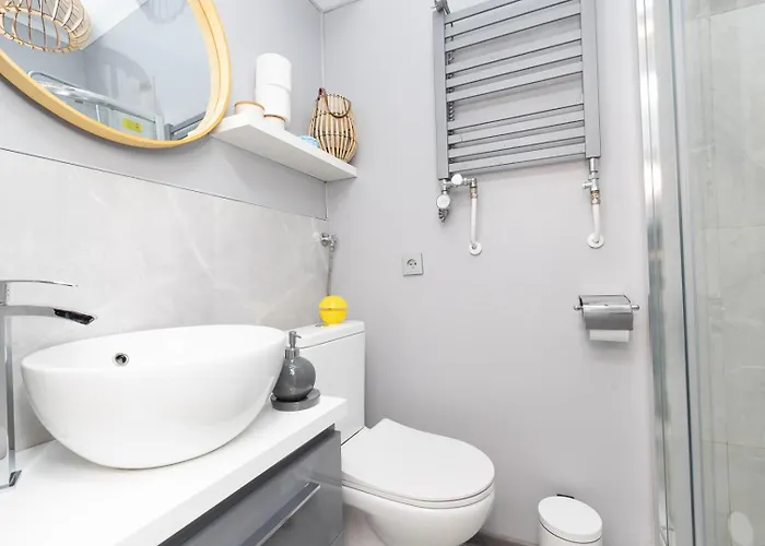 Mountain Pleasant By Bookinghost * Kościelisko