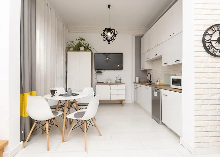 Mountain Pleasant By Bookinghost Kościelisko